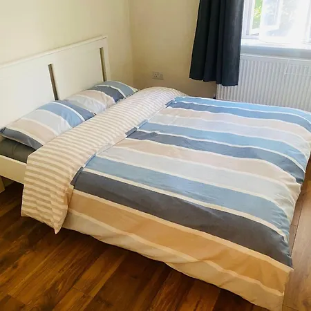 Modern 3 Bedrooms Near Dundrum Appartamento Dublino